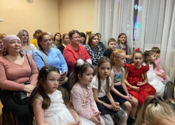 Концертная программа, посвященная Дню матери «Все краски жизни для тебя» г. о. Чехов