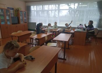 Посмотрели документальный фильм ко Дню народного единства в СОШ с. Стремилово г.о. Чехов