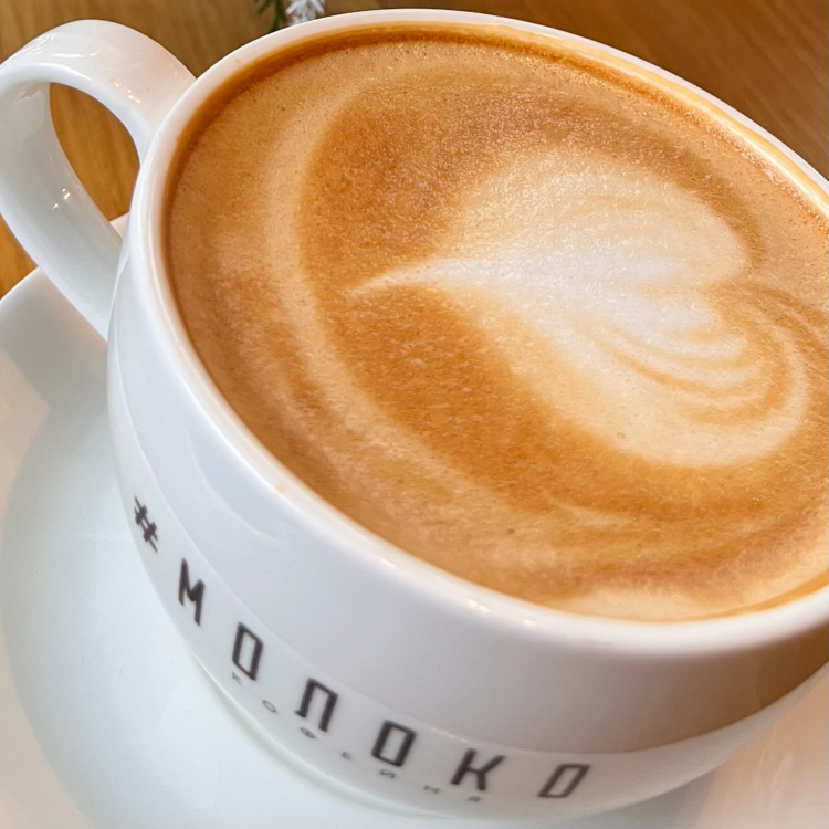 Поднимите себе настроение в кофейнях «#Молоко»✨☕