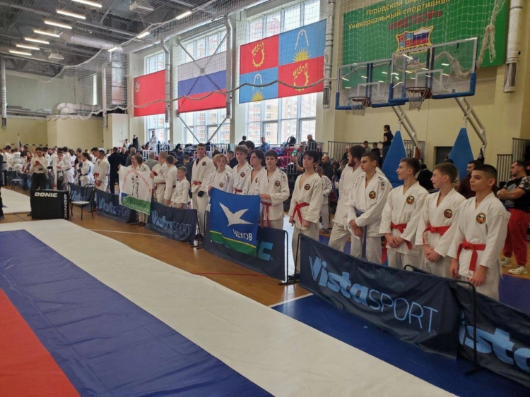 15 февраля прошли Чемпионат и Первенство Московской области по армейскому рукопашному бою. В соревнованиях приняли участие спортсмены г. Чехов.