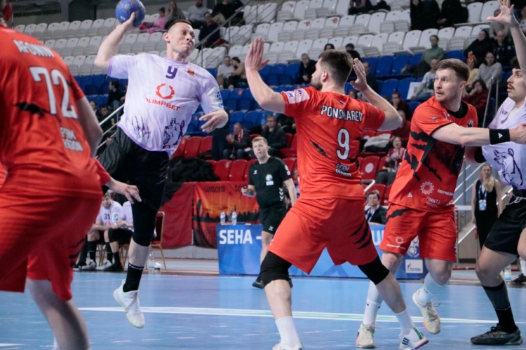 3 марта, в Перми состоялся первый матч 1/4 финала SEHA – Gazprom League «Дивизион Восток», в котором «Чеховские медведи» одержали победу и стали на шаг ближе к выходу в «Финал четырёх».